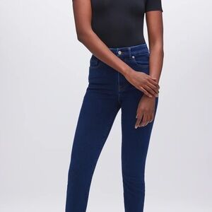 Good American Always Fits Good Legs Skinny Jeans